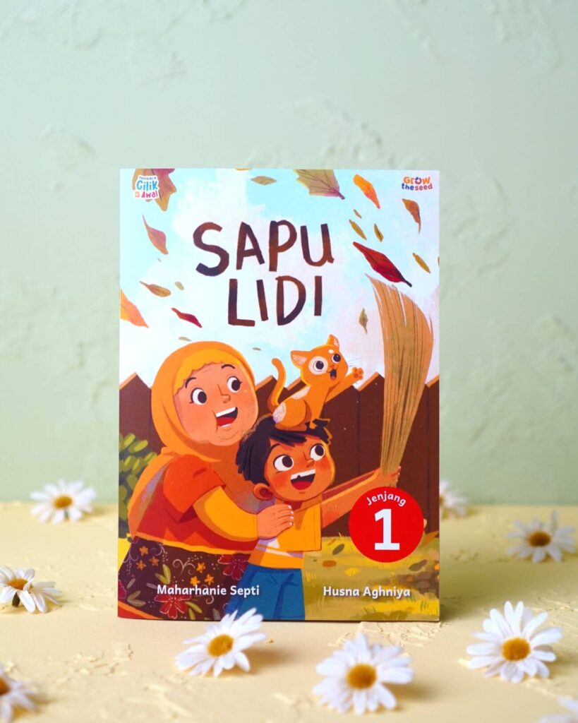 1-Sapu-Lidi-small-1.jpg